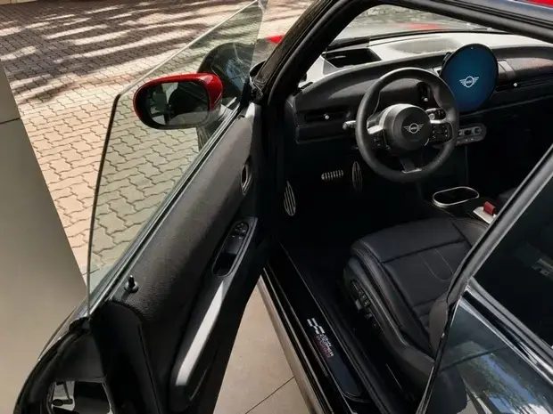 Mini John Cooper Works Cabrio 2.0