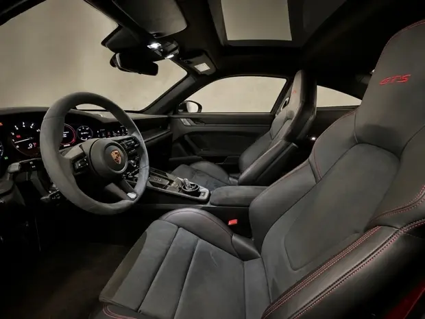 Porsche 911 3.0 24V H6 GASOLINA CARRERA GTS PDK