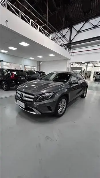 Mercedes Benz GLA 200 1.6 CGI ADVANCE 16V TURBO FLEX 4P AUTOMÁTICO