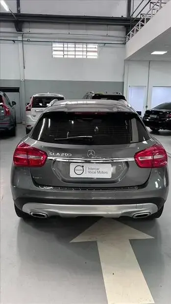 Mercedes Benz GLA 200 1.6 CGI ADVANCE 16V TURBO FLEX 4P AUTOMÁTICO
