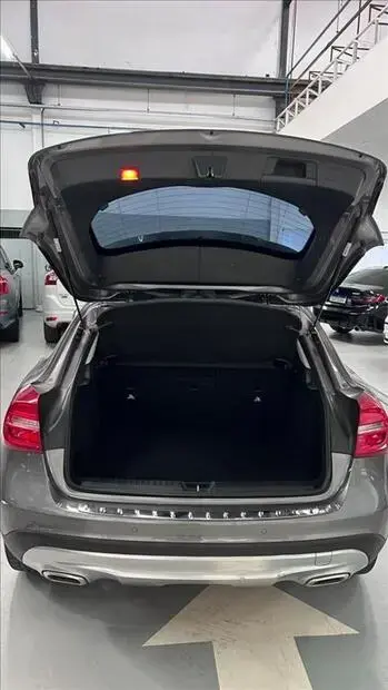 Mercedes Benz GLA 200 1.6 CGI ADVANCE 16V TURBO FLEX 4P AUTOMÁTICO