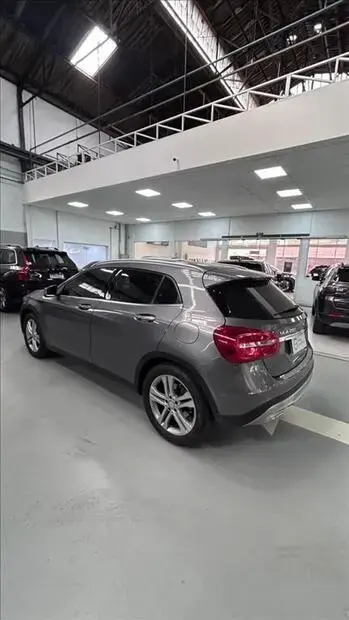 Mercedes Benz GLA 200 1.6 CGI ADVANCE 16V TURBO FLEX 4P AUTOMÁTICO