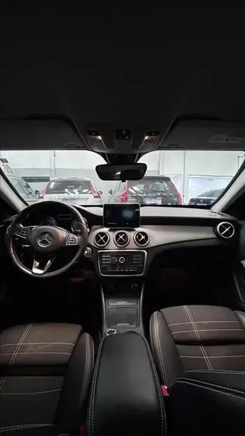 Mercedes Benz GLA 200 1.6 CGI ADVANCE 16V TURBO FLEX 4P AUTOMÁTICO
