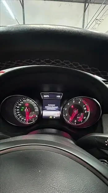 Mercedes Benz GLA 200 1.6 CGI ADVANCE 16V TURBO FLEX 4P AUTOMÁTICO