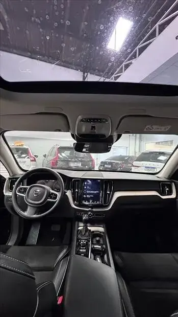 Volvo XC60 2.0 T5 GASOLINA INSCRIPTION AWD GEARTRONIC