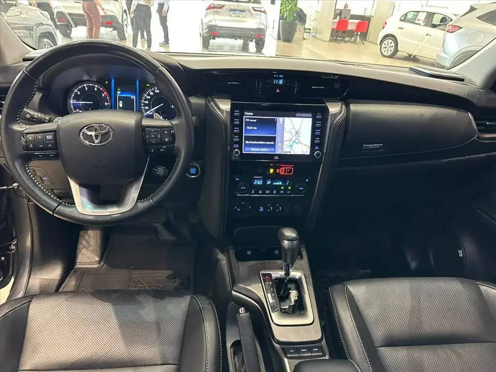 galeria HILUX SW4