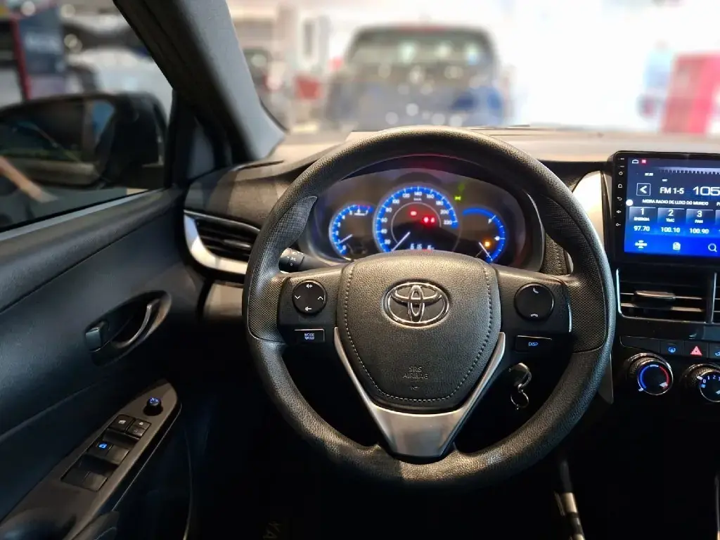 galeria YARIS