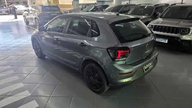 Volkswagen Polo Track 1.0 Flex 12V 5p