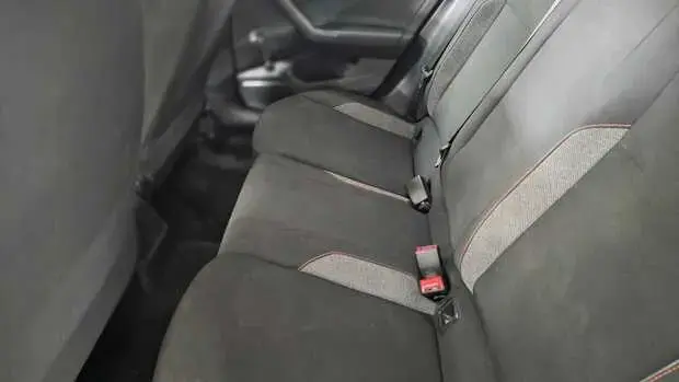 Volkswagen Polo Track 1.0 Flex 12V 5p