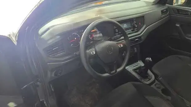 Volkswagen Polo Track 1.0 Flex 12V 5p