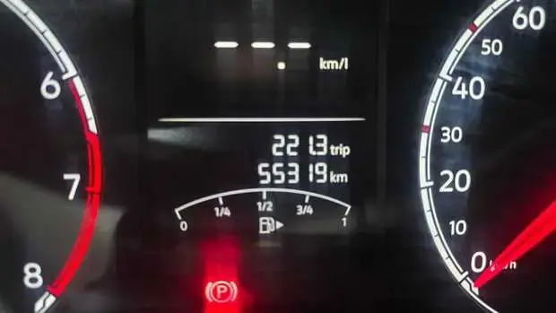 Volkswagen Polo Track 1.0 Flex 12V 5p