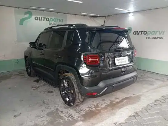 galeria RENEGADE