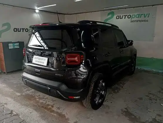 galeria RENEGADE