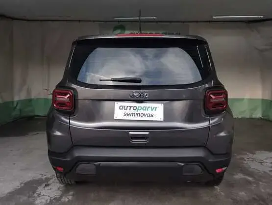 galeria RENEGADE