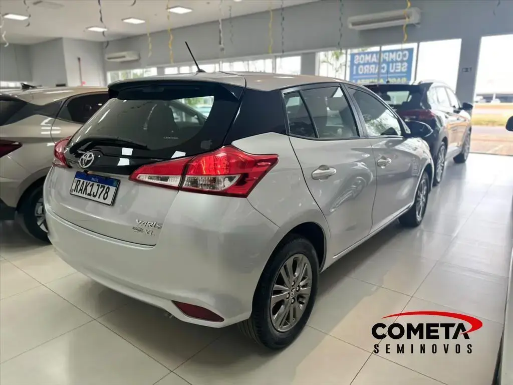 galeria YARIS