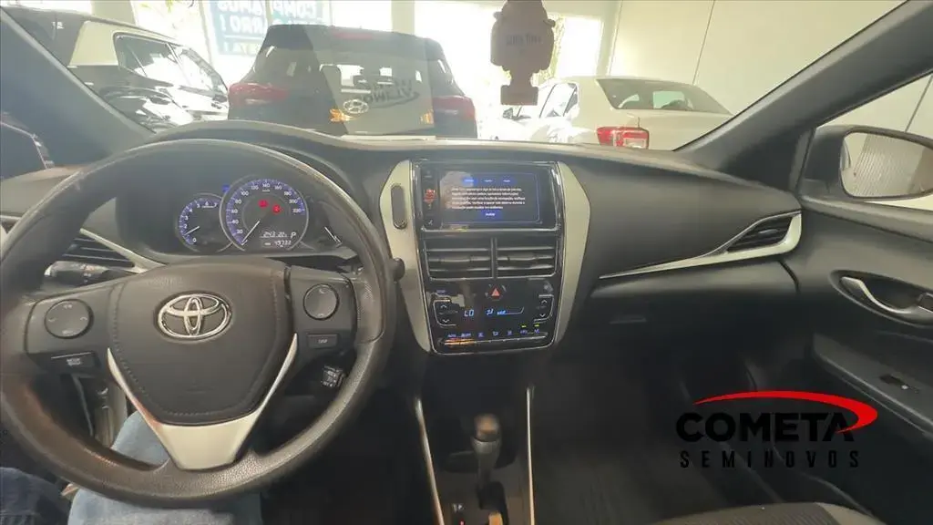 galeria YARIS