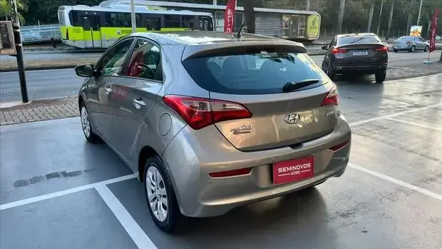 Hyundai HB20 1.6 COMFORT PLUS 16V FLEX 4P MANUAL
