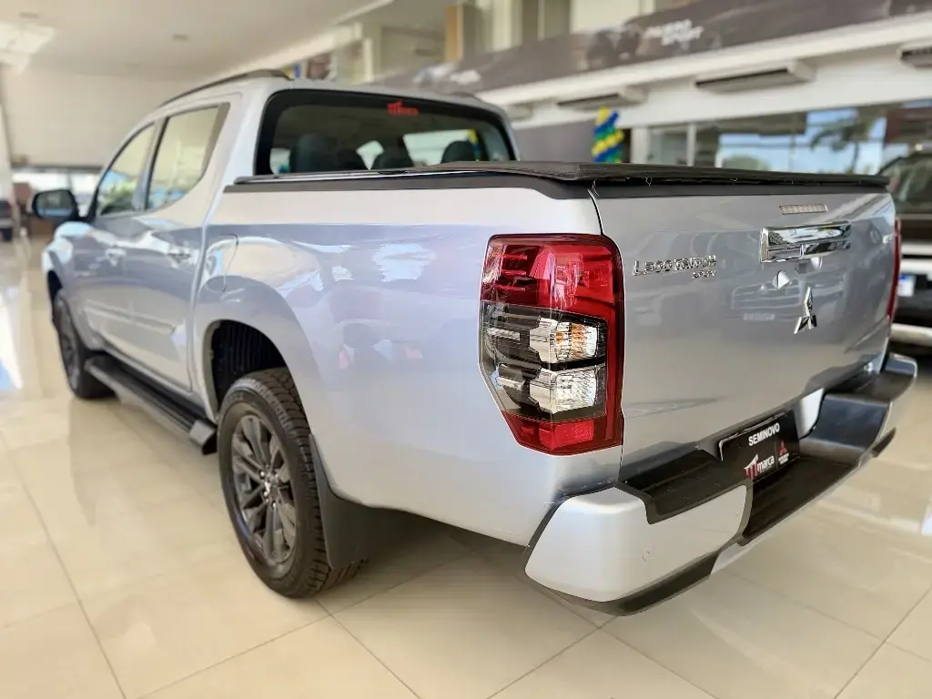 galeria L200 TRITON