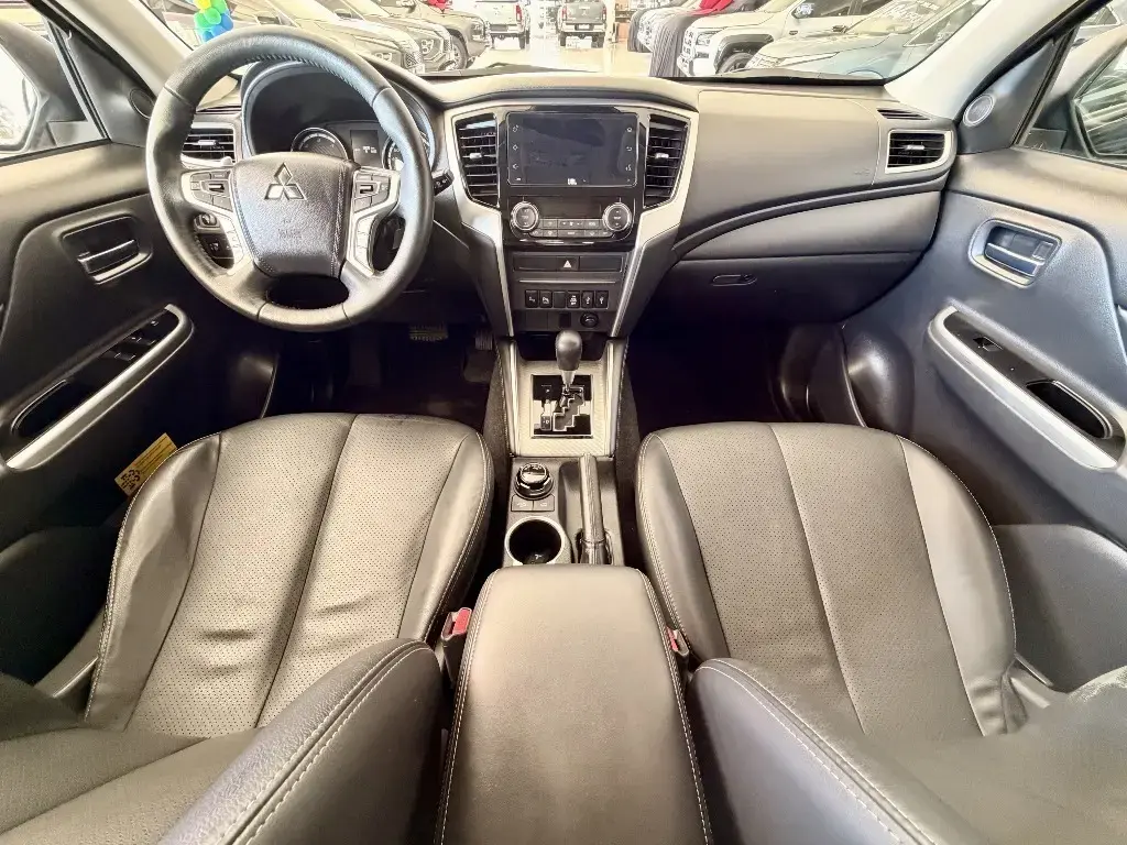 galeria L200 TRITON