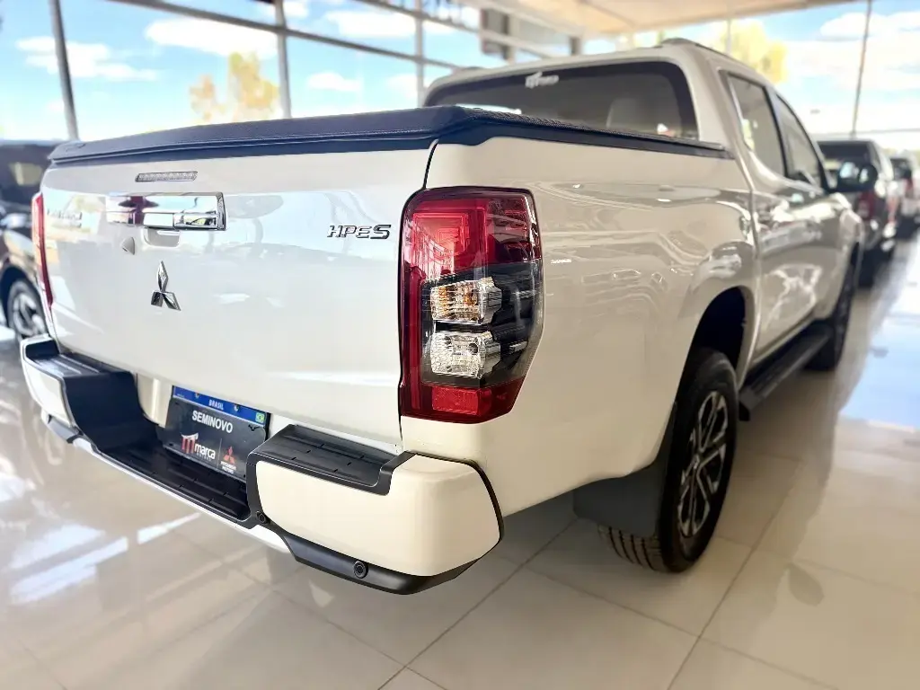 galeria L200 TRITON