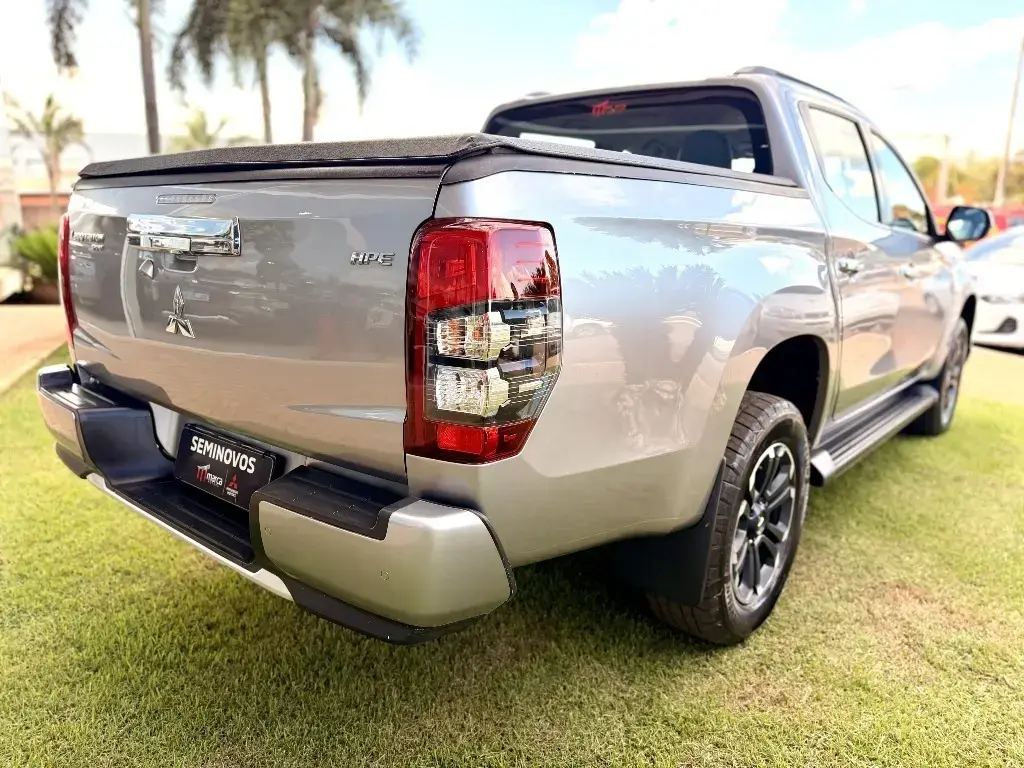 galeria L200 TRITON