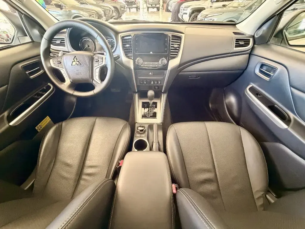 galeria L200 TRITON