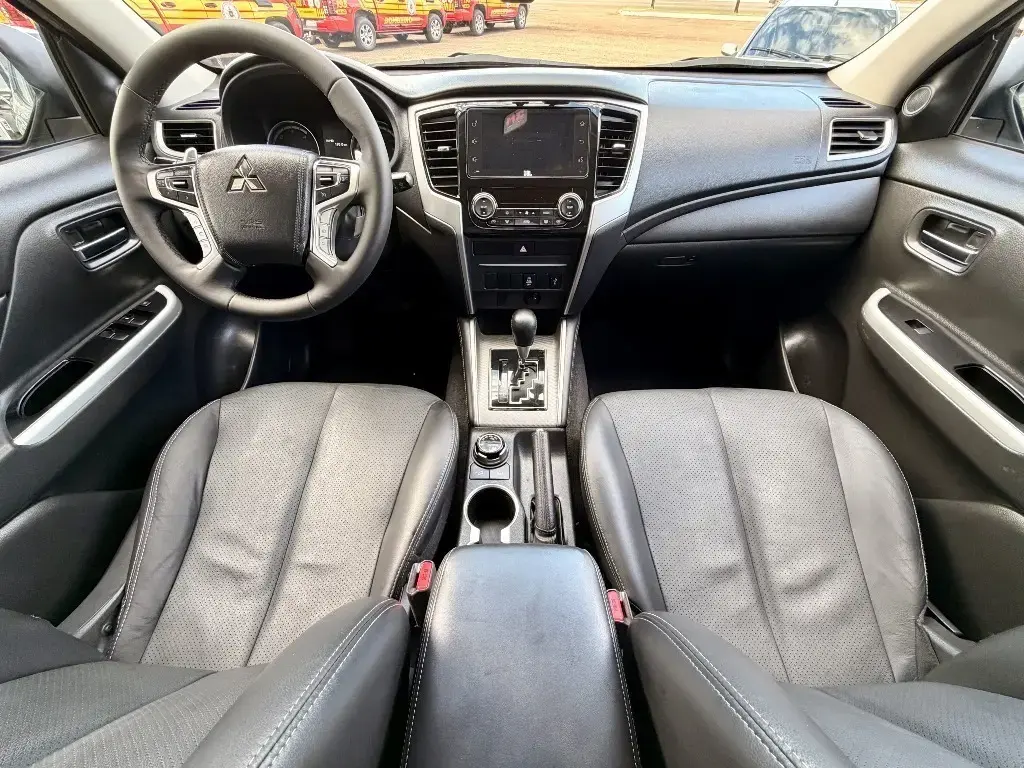 galeria L200 TRITON