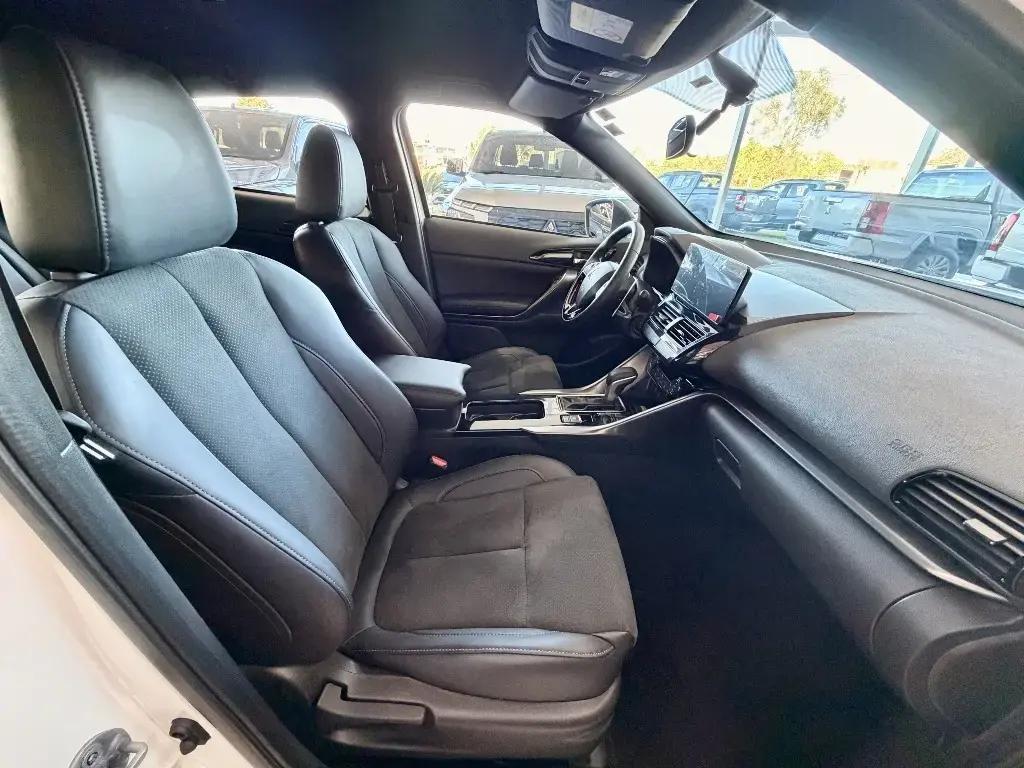 galeria ECLIPSE CROSS