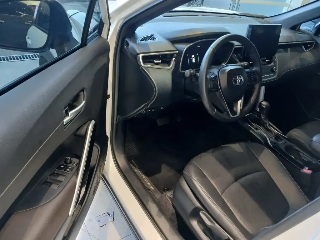 galeria Corolla Cross