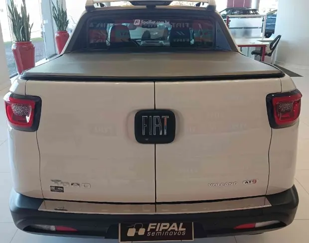 Fiat TORO 2.4 16V MULTIAIR FLEX VOLCANO AT9