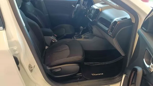 Fiat TORO 2.4 16V MULTIAIR FLEX VOLCANO AT9