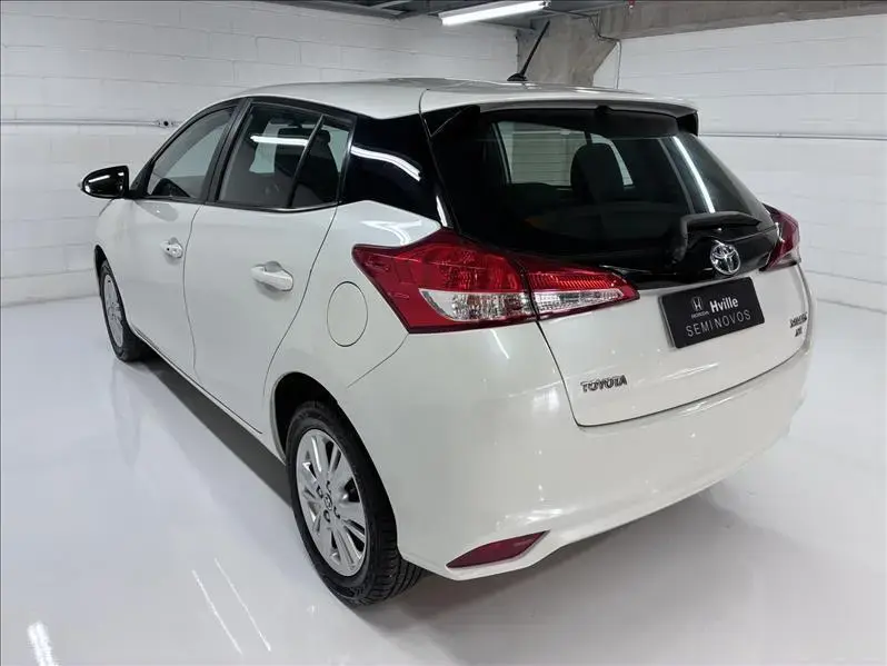galeria YARIS