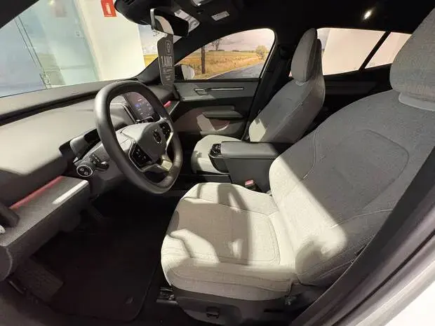 Volvo EX30 Ultra