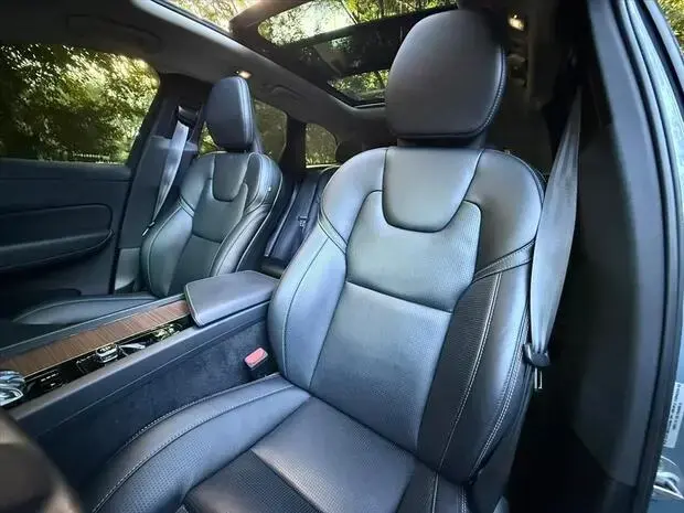 Volvo XC60 2.0 T8 RECHARGE ULTIMATE AWD GEARTRONIC