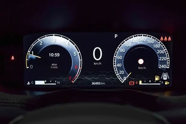 Jeep COMMANDER 1.3 T270 TURBO FLEX OVERLAND AT6