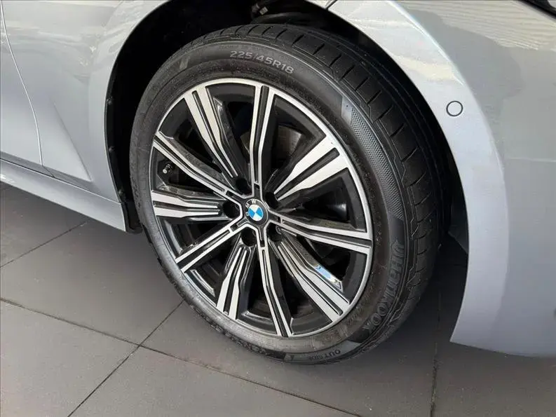 galeria 320I