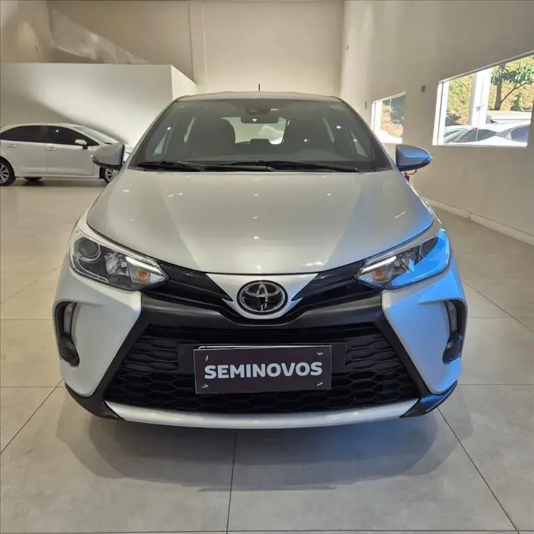 galeria YARIS