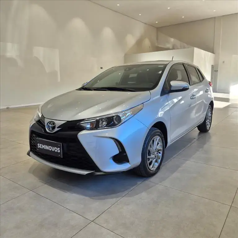 galeria YARIS