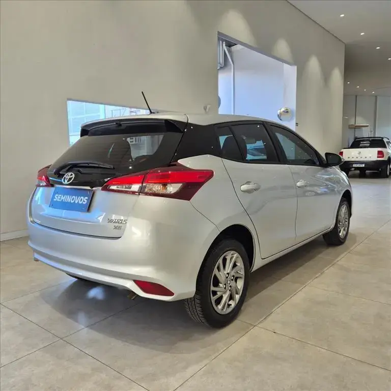 galeria YARIS