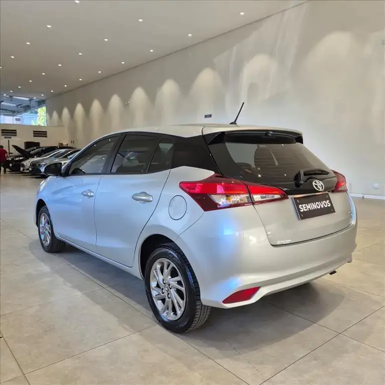galeria YARIS