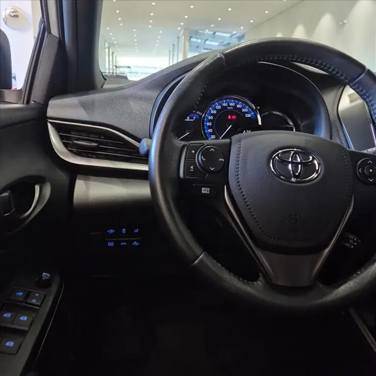 galeria YARIS