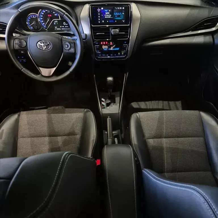 galeria YARIS