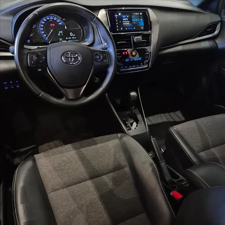 galeria YARIS