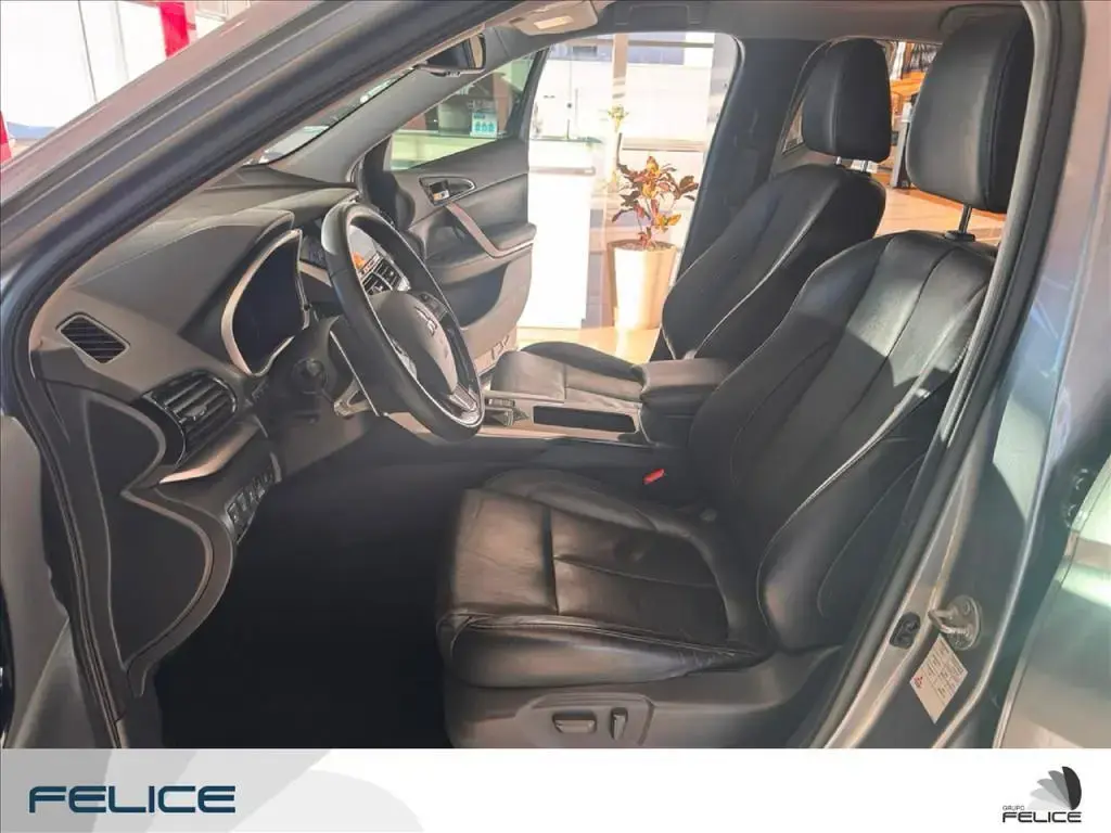 galeria ECLIPSE CROSS