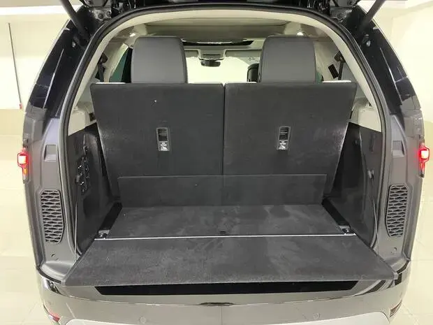 Land Rover Discovery D350 3.0 MHEV Metropolitan