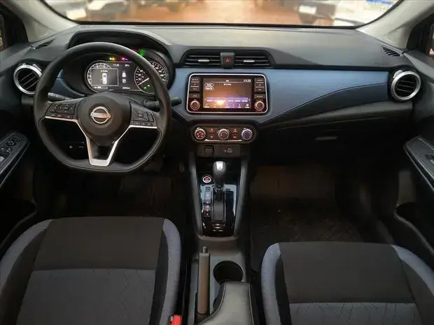 Nissan VERSA 1.6 16V FLEX ADVANCE XTRONIC