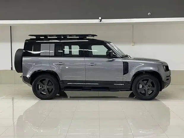 Land Rover Defender 110 X-Dynamic HSE 3.0 TD (Aut)