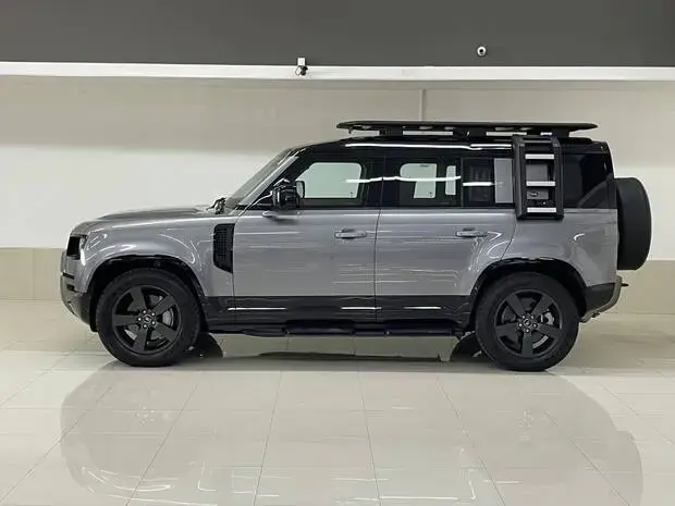 Land Rover Defender 110 X-Dynamic HSE 3.0 TD (Aut)