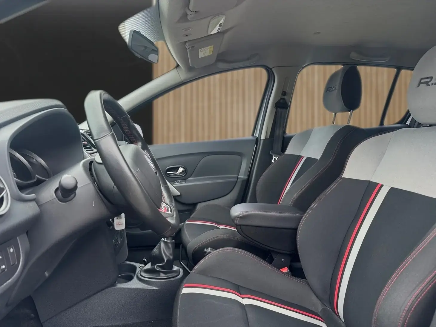 galeria SANDERO SPORT RS 2.0 Flex 16V 5p
