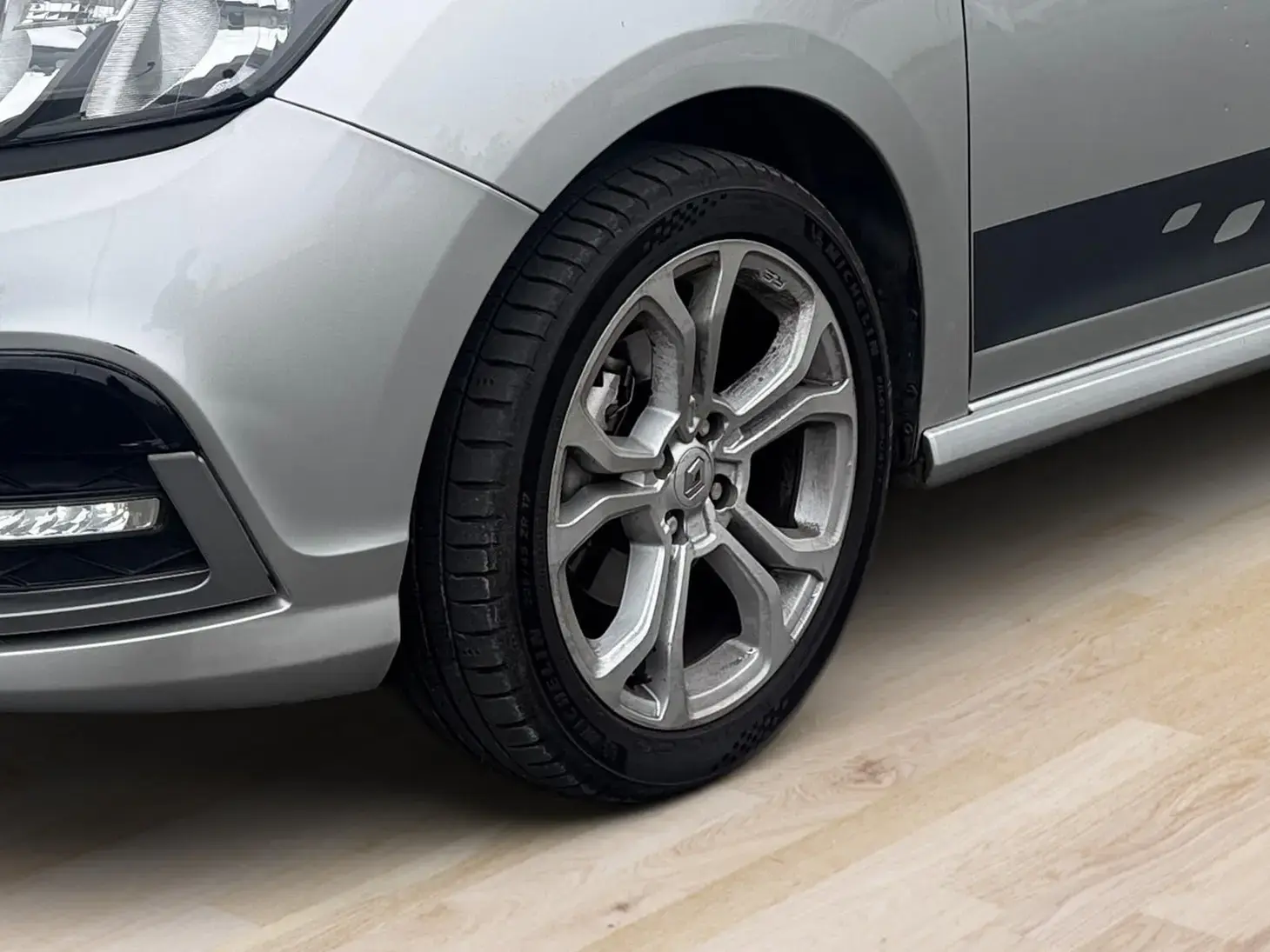 galeria SANDERO SPORT RS 2.0 Flex 16V 5p